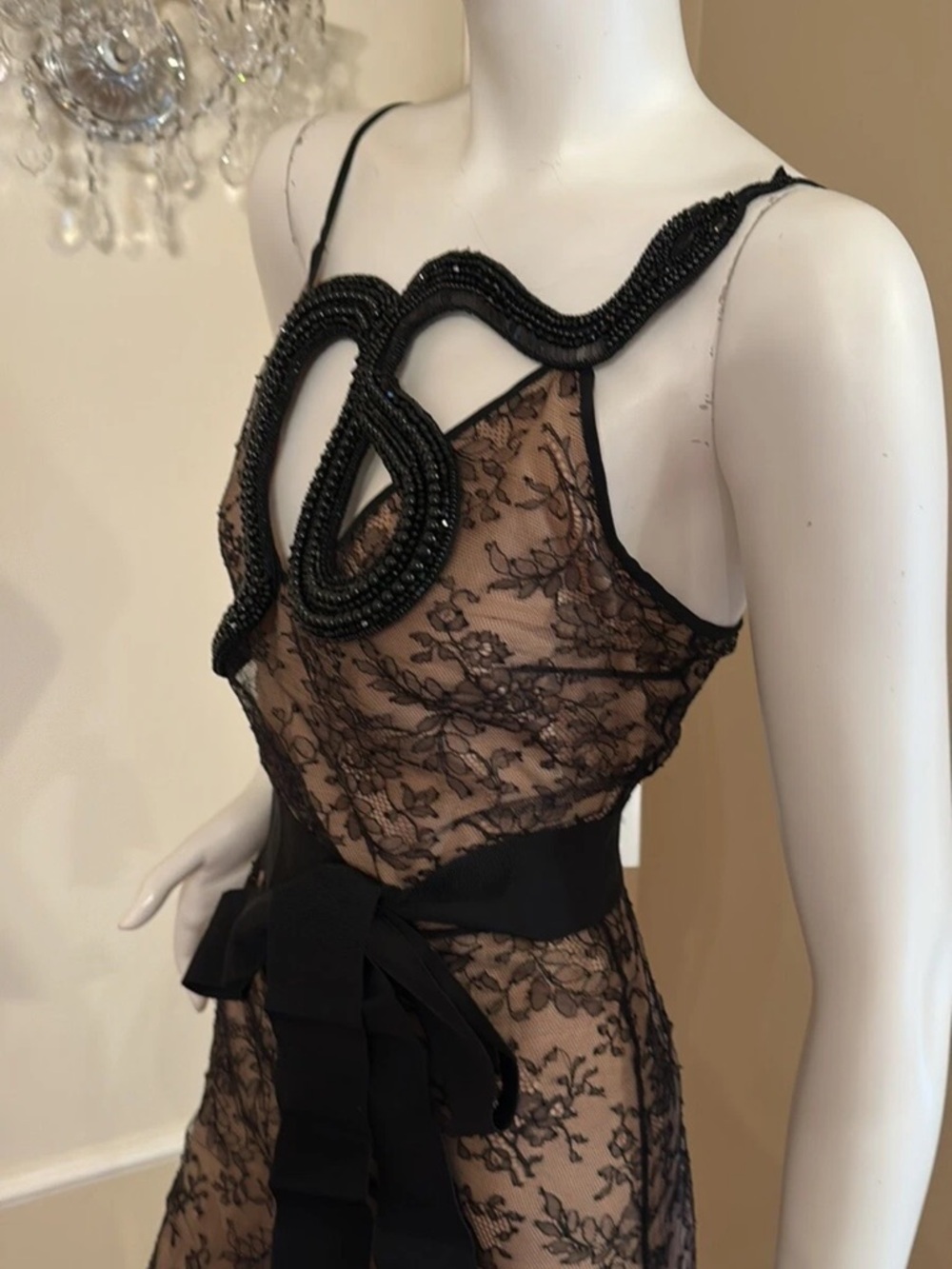 GUCCI SNAKE BLACK EMBROIDERY Silk Lined CHANTILLY LACE DRESS SIZE 42 IT - Picture 14 of 16